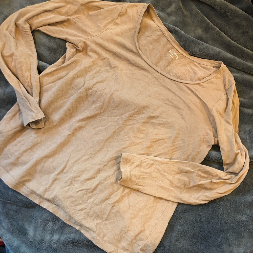 Ann Taylor Loft scoop neck long sleeve shirt